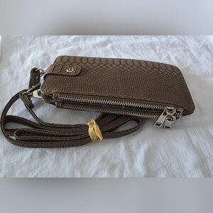 Denver Hayes Brown Crossbody Bi-fold Ladies Wallet NEW